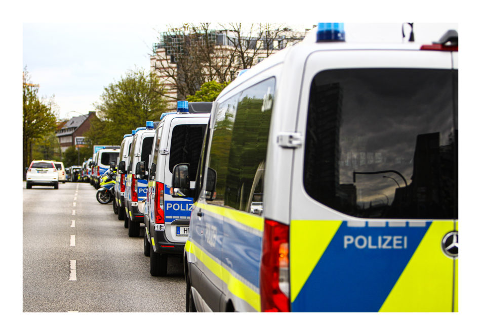 Polizei Aufgebot bei der Revolutionäre 1. Mai Demonstration in Hamburg