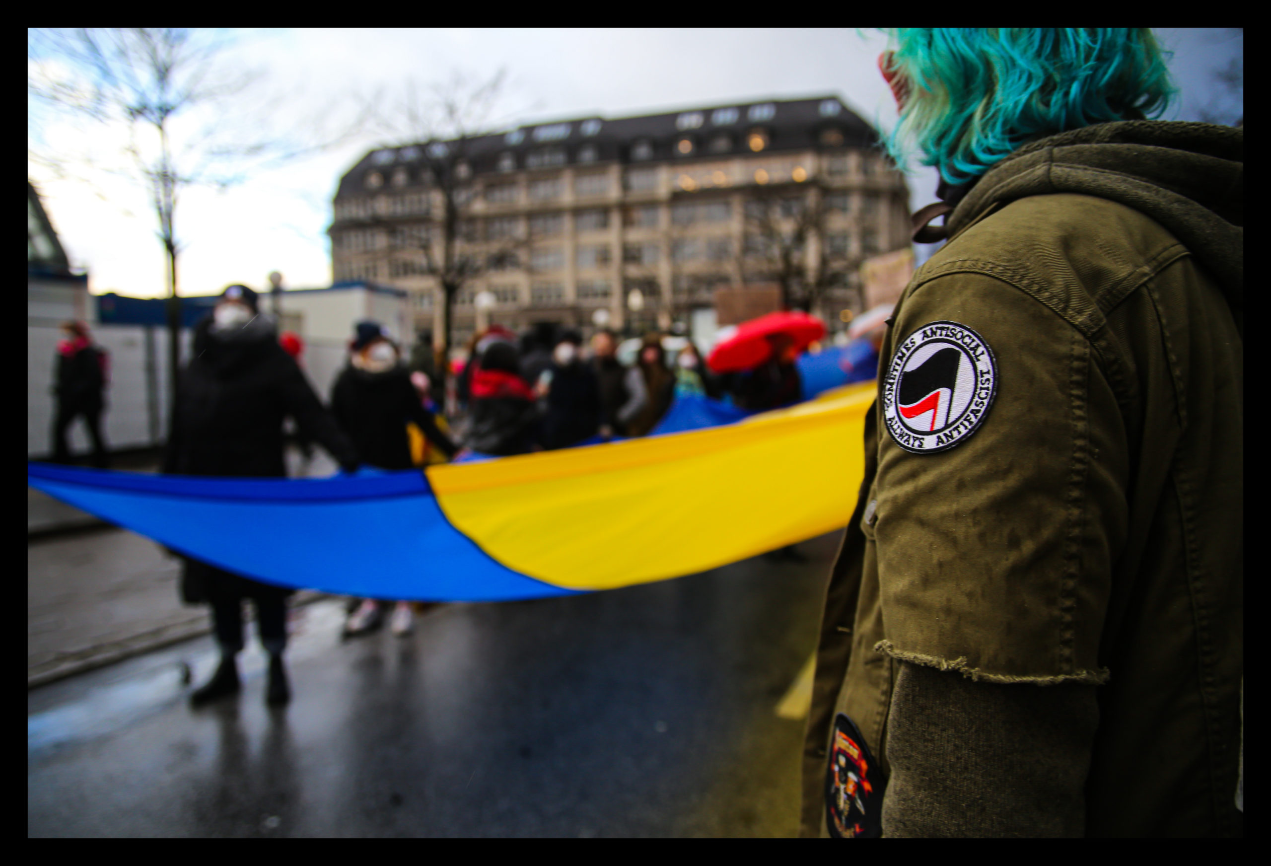 Tausende Hamburger demonstrieren für Frieden in der Ukraine