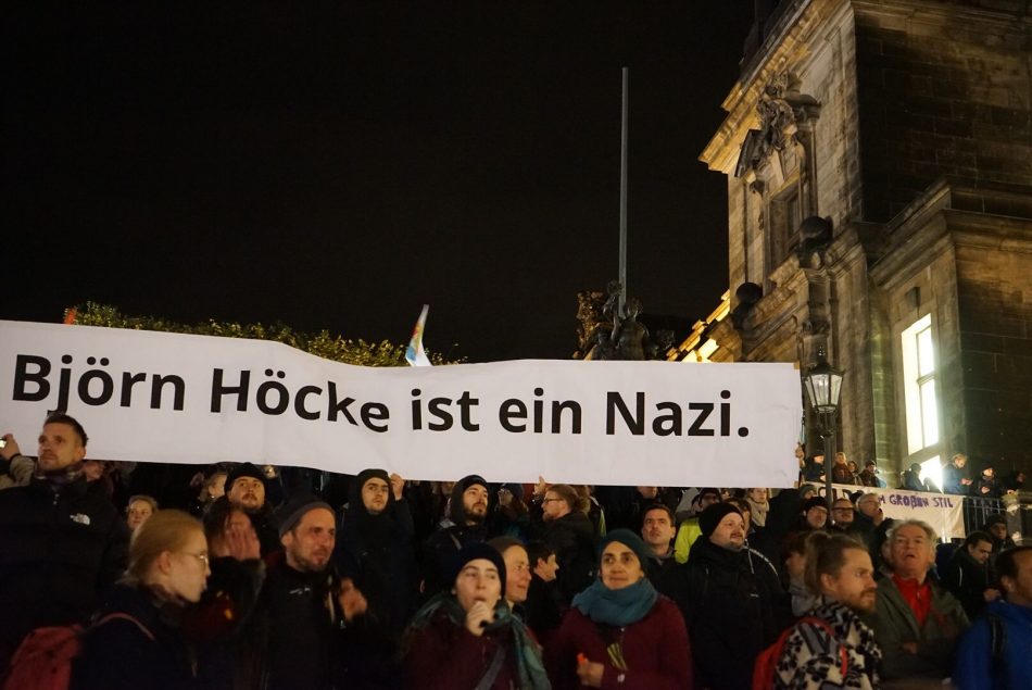 Grade Björn Höcke mobilisert in Dresden besonders viele Gegendemonstranten