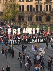Freiheit für Michael Ballweg im Demonstrationszug